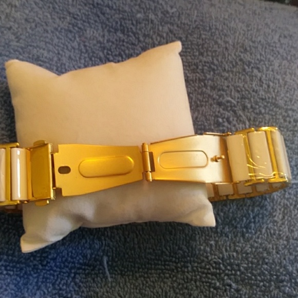 🎃Genoa White ceramic watch - Picture 4 of 5